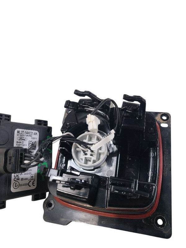 Camera/Projector Radar Unit Rear Behind Tail Lamp Fits 22-24 EXPEDITIO