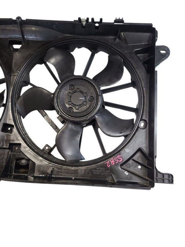 Radiator Fan Motor Fan Turbo Radiator Fits 21-25 FORD F150 PICKUP 6708