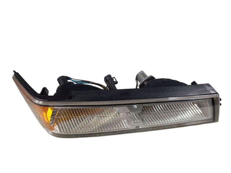 Passenger Corner/Park Light Park Lamp-turn Signal Fits 05-08 COLORADO 