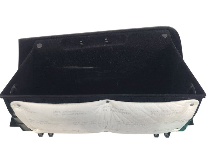 G80       2019 Glove Box 656105
