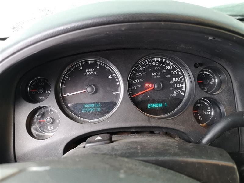 SILVRDO25 2011 Valve Cover 212854