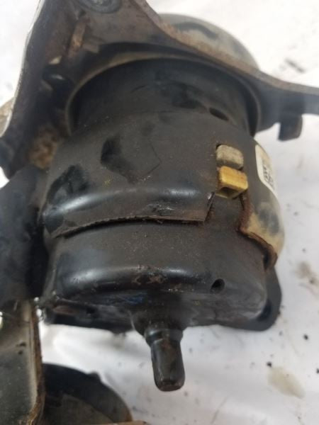 SILVRDO15 2014 Engine Mounts 554495