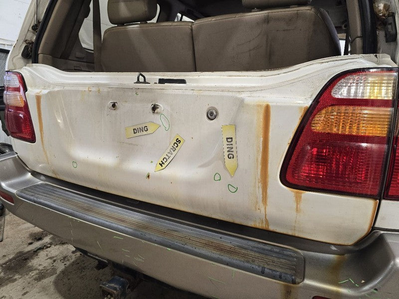Trunk/Hatch/Tailgate Lower Fits 98-07 LAND CRUISER 640104