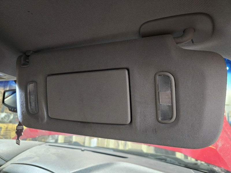 Passenger Right Sun Visor Fits 15-20 SUBURBAN 1500 647337