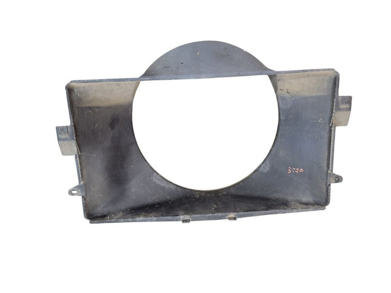 F250      1998 Radiator Shroud 666840