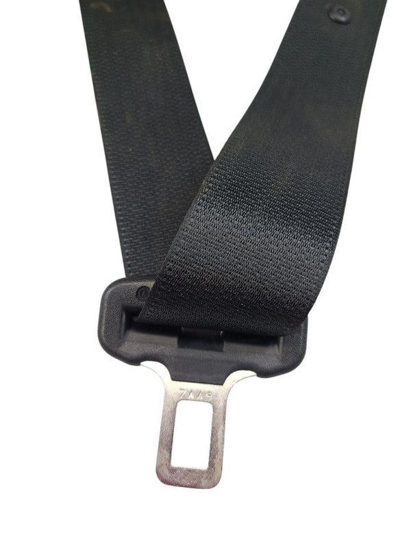 NX200T    2017 Seat Belt Rear 602129