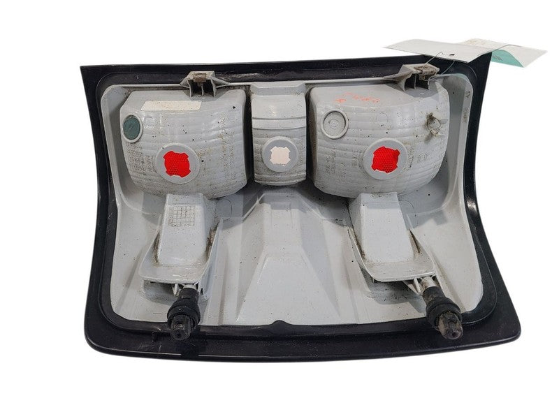 Passenger Tail Light Pickup With Box DRW Fits 16-19 SIERRA 3500 PICKUP