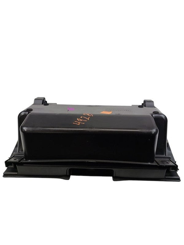 SIERRA150 2014 Glove Box 616792