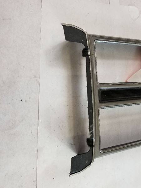 F150      2015 Dash Bezel 418606