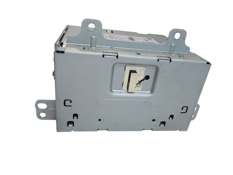Audio Equipment Radio Receiver AM-FM-MP3-USB Opt Ufu Fits 16 EQUINOX 6