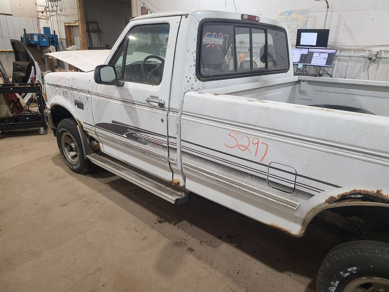 Chassis ECM ABS Behind Glove Box Srw Fits 92-94 FORD F350 PICKUP 65198