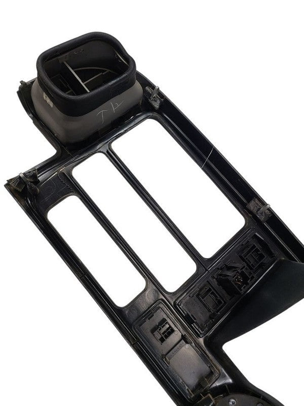 TCHEV2500 1998 Dash Bezel 659546