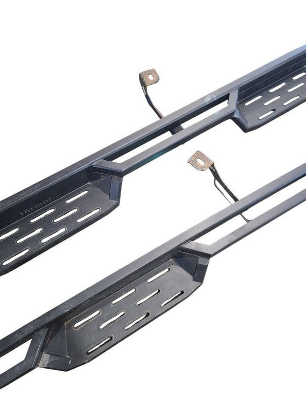 SILVRDO35 2006 Running Board 671144