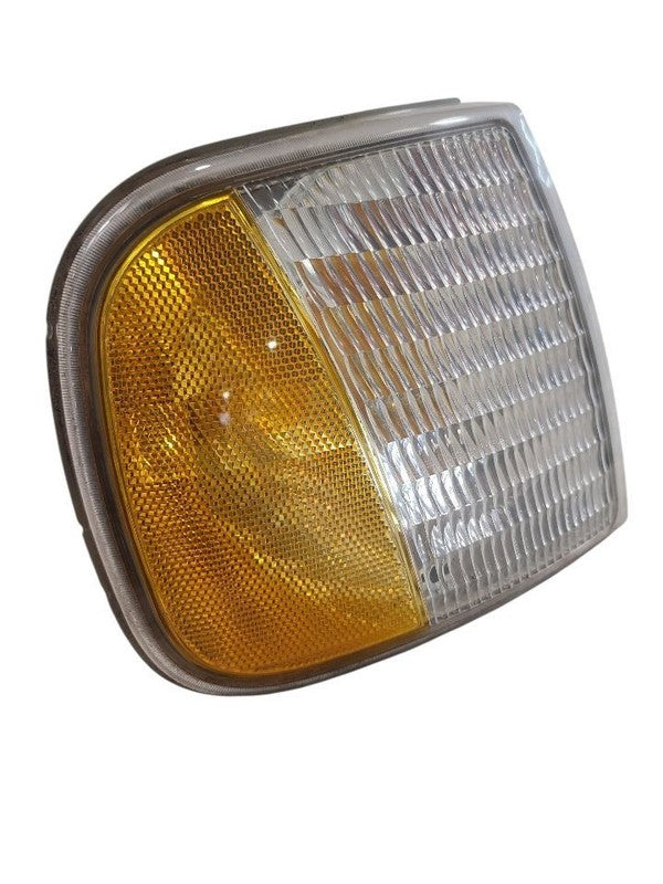 Passenger Corner/Park Light And Lightning Fits 97-03 FORD F150 PICKUP 