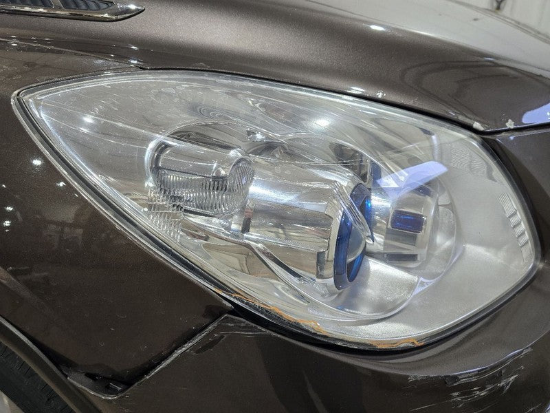 Passenger Headlight Xenon HID Without Opt T97 Fits 08-12 ENCLAVE 61528