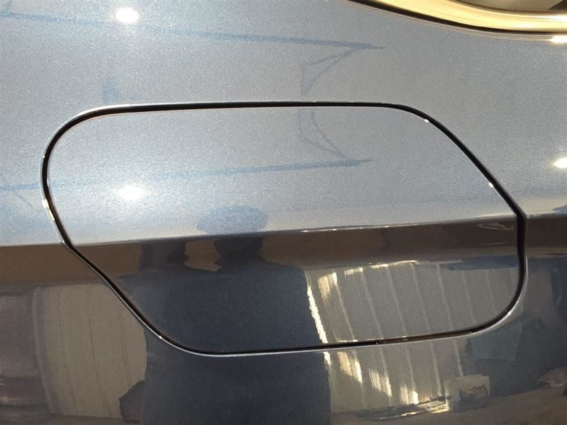 JETTA     2019 Fuel Filler Door 599411