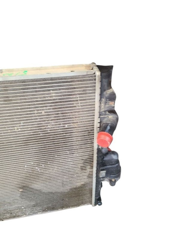 Radiator Engine Cooling Fits 11-16 FORD F250SD PICKUP 637168