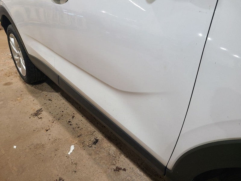 Passenger Right Front Door Fits 20-25 ENCORE GX 679760