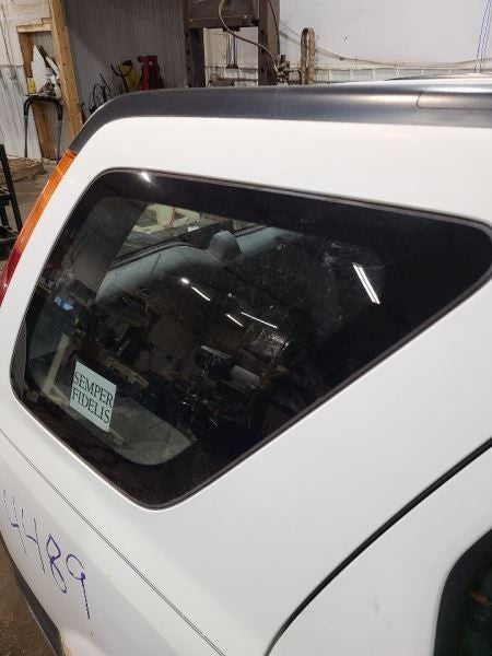 Passenger Right Quarter Glass Without Privacy Tint Fits 02-06 CR-V 570
