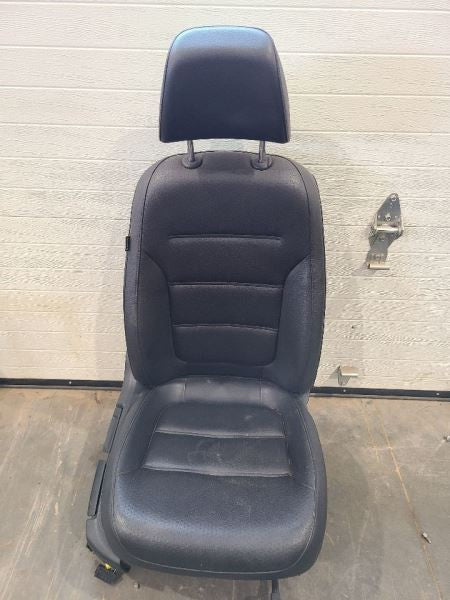 Passenger Front Seat Leatherette Manual Fits 15-18 JETTA 546673