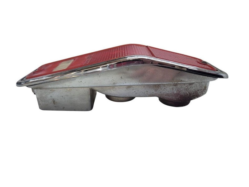Tail Light Fits 84-91 GRAND WAGONEER 678961