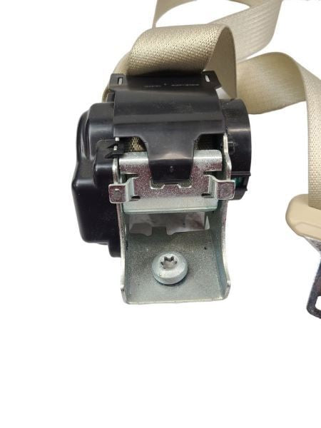 TAURUS    2015 Seat Belt Rear 585604