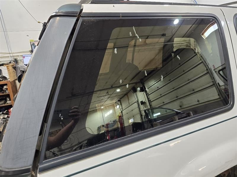 Passenger Quarter Glass 4 Door Thru 2/27/97 Fits 91-97 EXPLORER 606869