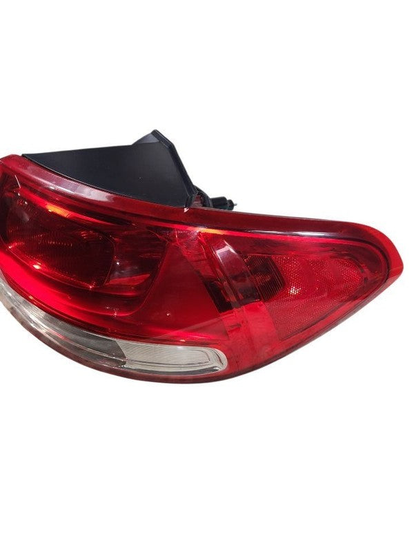 Passenger Tail Light Quarter Panel Mounted Fits 16-18 SORENTO 655391