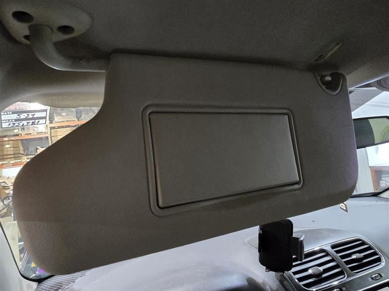 Driver Sun Visor With Illumination Fits 11-20 JOURNEY 607404