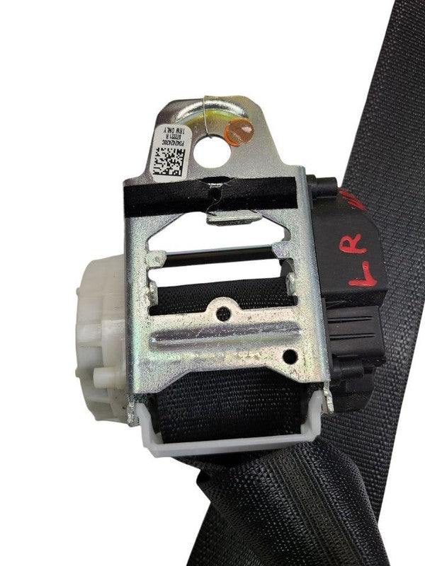 SILVRDO35 2022 Seat Belt Rear 612304