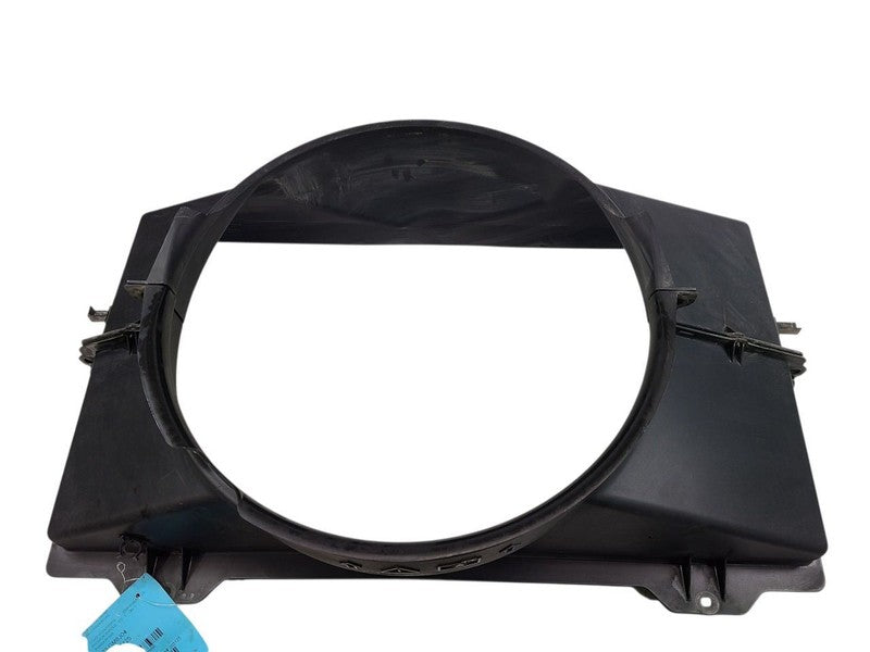 SUBURBN15 2004 Radiator Shroud 636686