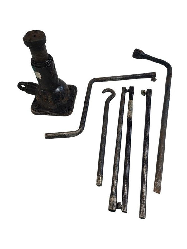 T100      1995 Jack 663811