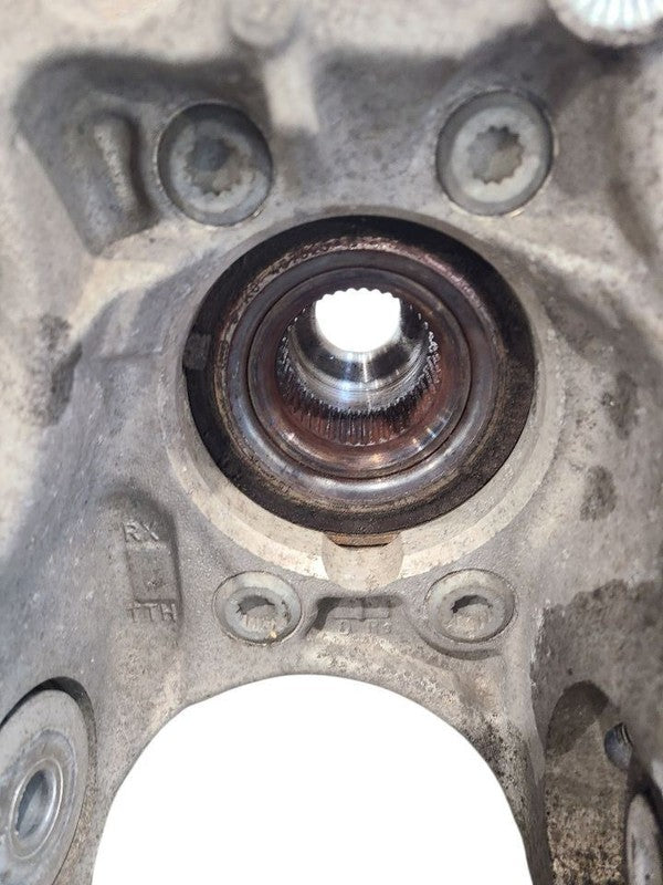 Driver Left Rear Knuckle/Stub Fits 15-18 PORSCHE MACAN 661496