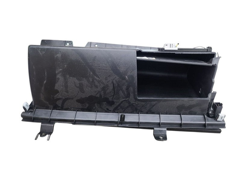 RAM1500   2022 Glove Box 679936