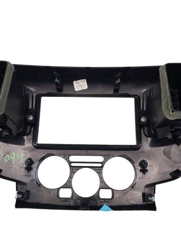 NV200     2020 Dash Bezel 634237