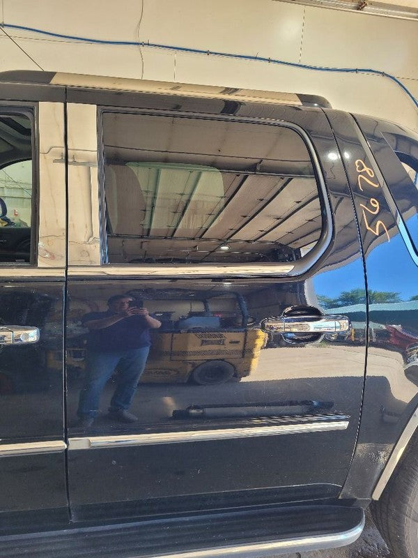 Driver Left Rear Side Door Fits 07-14 ESCALADE ESV 676704