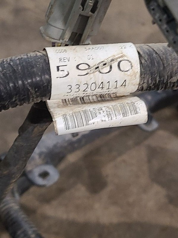 SUBURBN15 2015 Engine Wire Harness 620977