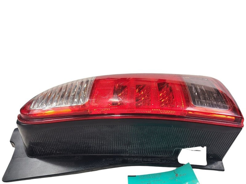 Passenger Right Tail Light Fits 06-09 4 RUNNER 661000