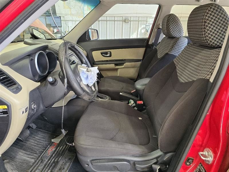 Console Front Floor Non-heated Seats Fits 12-13 SOUL 600368