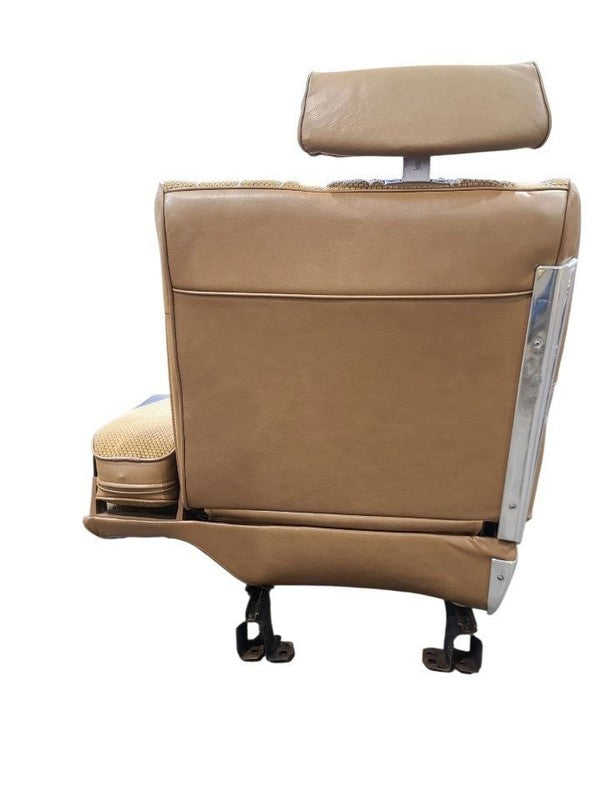 OLDS-SW   1988 Front Seat 677784