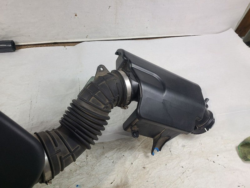 Air Cleaner 3.2L Fits 14-18 CHEROKEE 653615