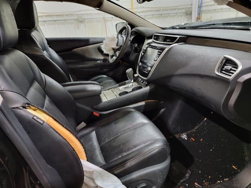 Passenger Tail Light Quarter Panel Mounted Fits 16-18 MURANO 567309