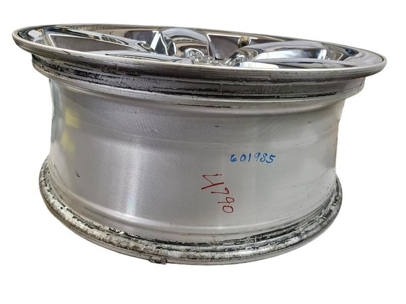RAM1500   2015 Wheel 601985
