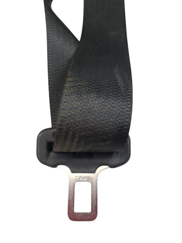 NX200T    2017 Seat Belt Rear 602127