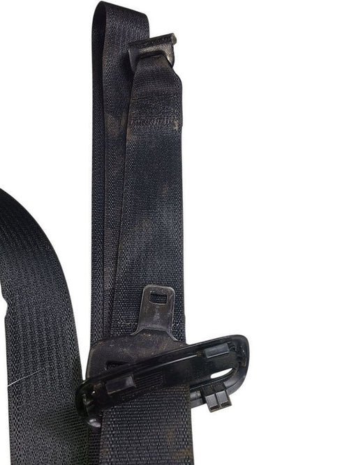 200       2015 Seat Belt Rear 644784