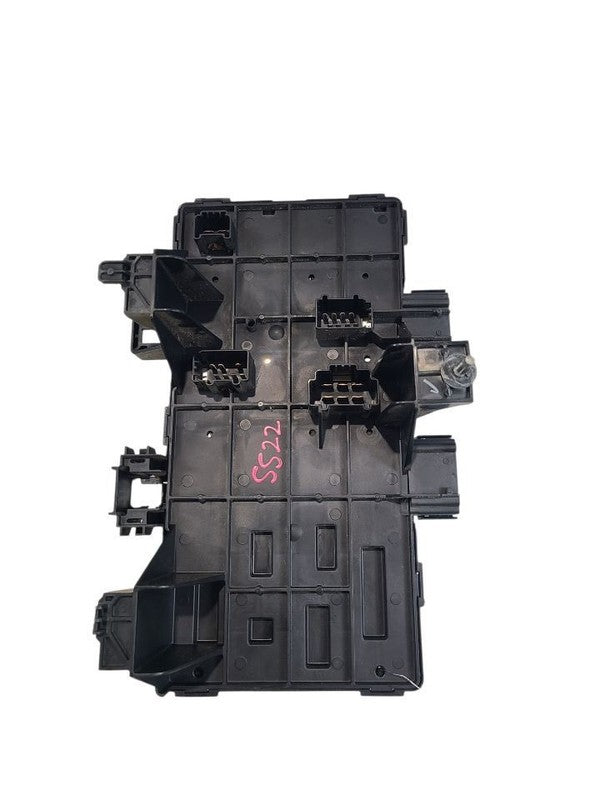 Fuse Box Engine Right Hand Kick Panel Fits 05 FORD F150 PICKUP 668001