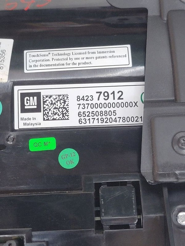 Info-GPS-TV Screen Display And Control Panel Fits 15-20 ESCALADE 67482