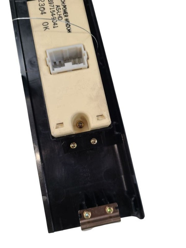 TROOPER   2002 Front Door Switch 646782