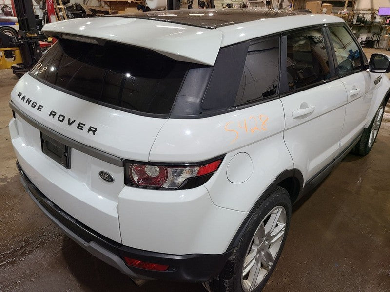 EVOQUE    2015 Rocker Panel Moulding 660854