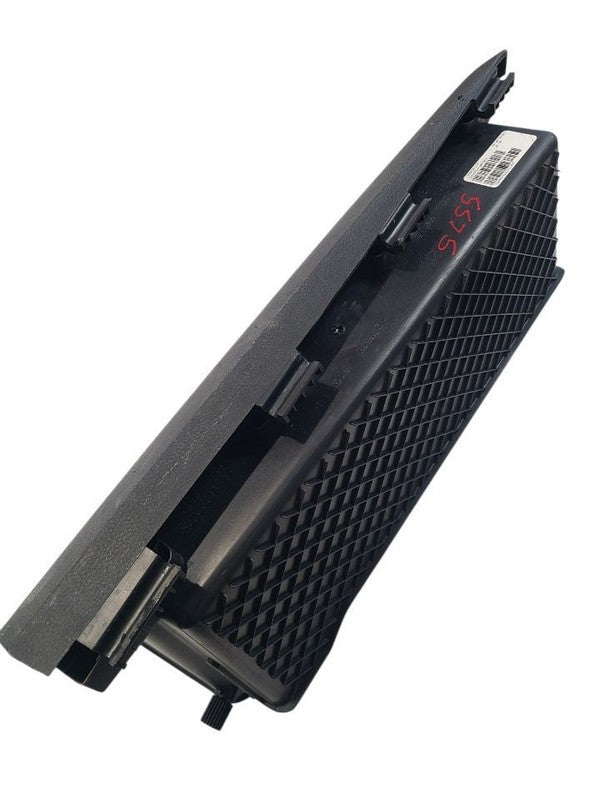 RAM3500   2015 Glove Box 670401